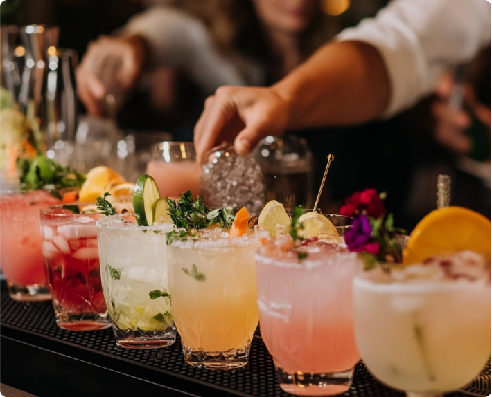 Cocktails with Hand Cocktails with Hand